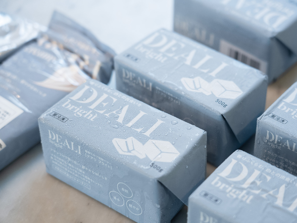 DEALI brightの写真